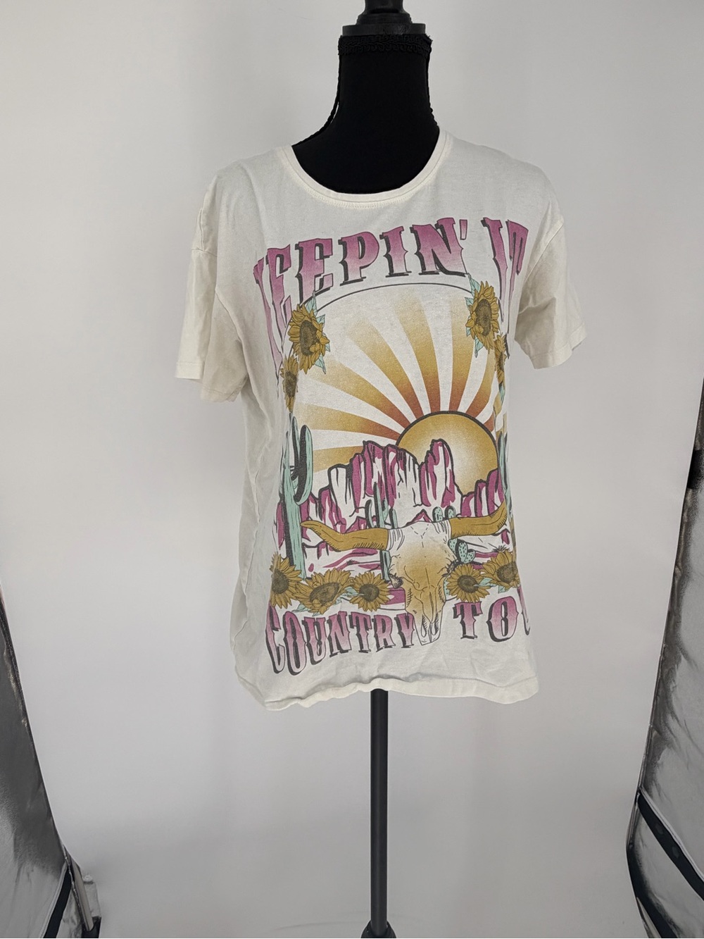 Cotton keepin it country tour Women's White Graphic Tee with Sunset Desert Print